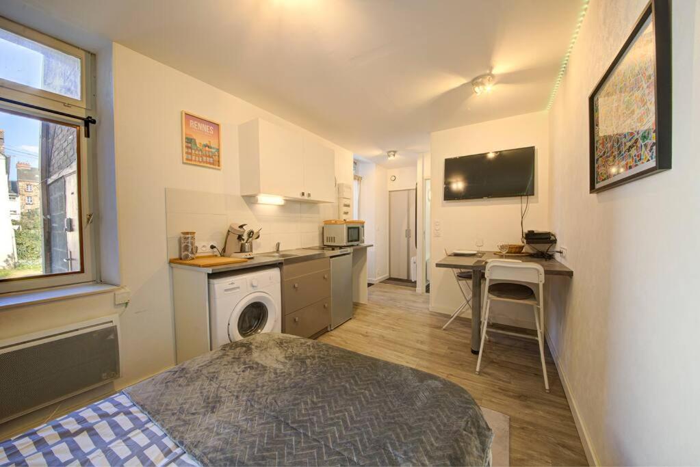 Le Thabor - Studio Confortable Rennes Buitenkant foto