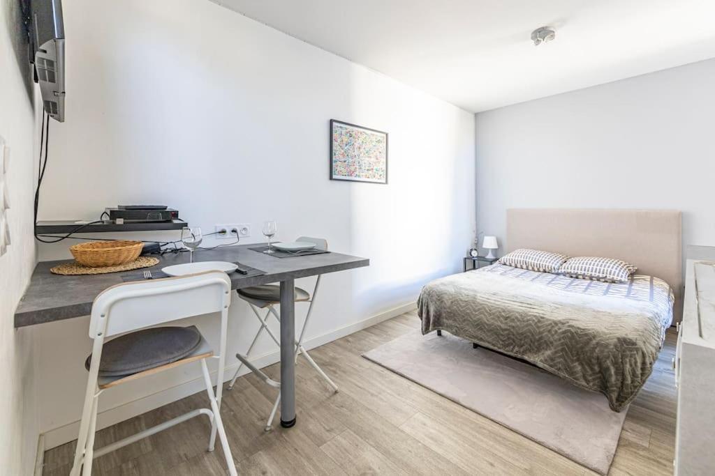 Le Thabor - Studio Confortable Rennes Buitenkant foto